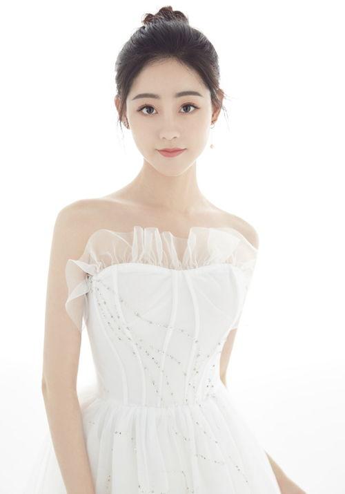 枫丹游泳爆料最新消息新闻,最新消息揭示游泳界重大事件！