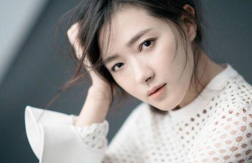 明星章若楠娱乐热点爆料,揭秘明星背后的故事与争议 第2张 明星章若楠娱乐热点爆料,揭秘明星背后的故事与争议 第2张