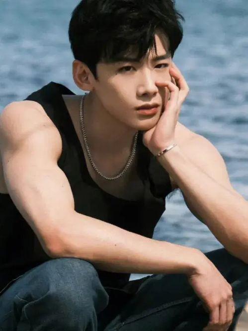 白敬亭圈内爆料,那些不为人知的幕后故事