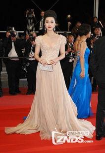 v领走红毯爆料视频,独家爆料视频带你一探究竟