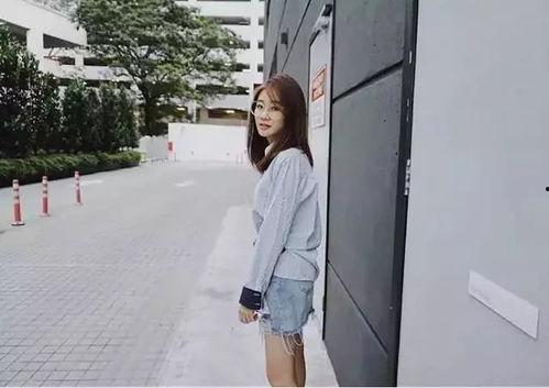 吃瓜网红拍照姿势图,解锁潮流拍照新姿势 第2张 吃瓜网红拍照姿势图,解锁潮流拍照新姿势 第2张