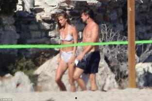 小李新恋情爆料视频,甜蜜互动引网友热议 第2张 小李新恋情爆料视频,甜蜜互动引网友热议 第2张