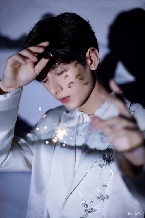 成毅的腰伤爆料视频是真的吗,真相揭秘还是炒作? 第2张 成毅的腰伤爆料视频是真的吗,真相揭秘还是炒作? 第2张