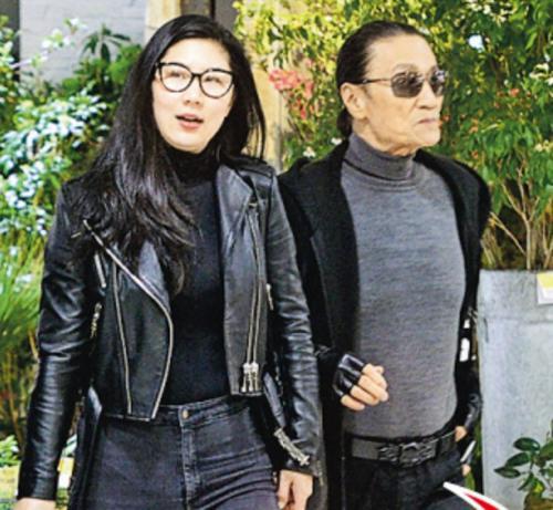 谢贤爆料张柏芝下跪视频,真相背后引人深思